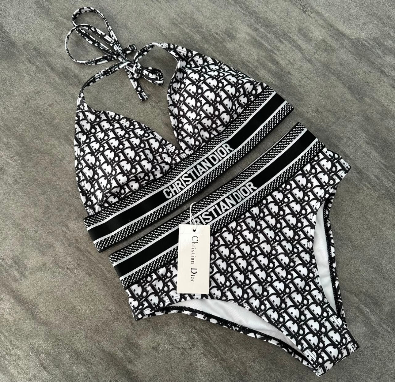 CD Bikini